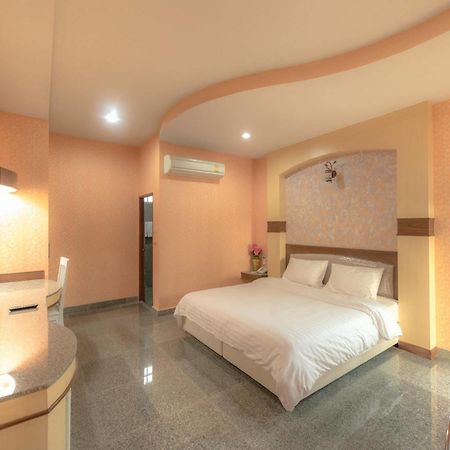 Martina Hotel Сурин Екстериор снимка