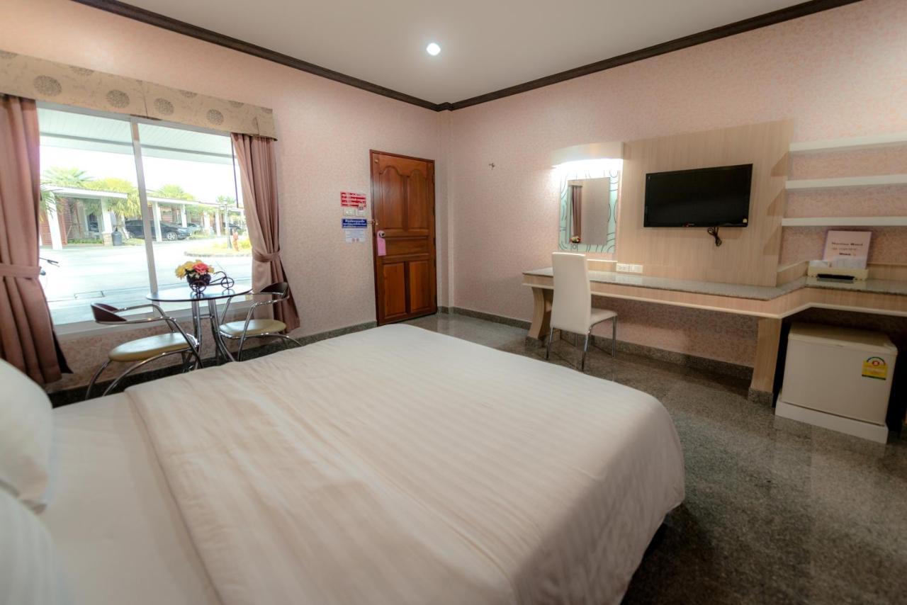 Martina Hotel Сурин Екстериор снимка