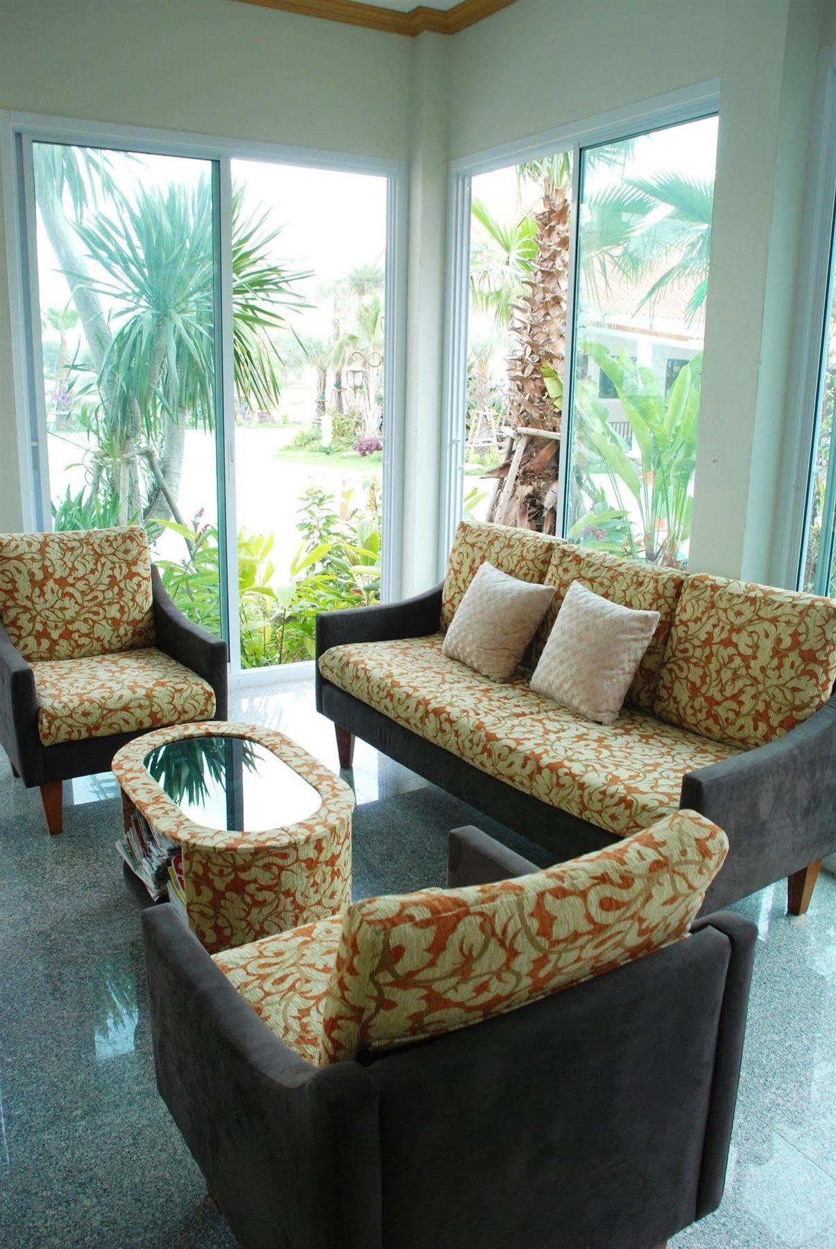 Martina Hotel Сурин Екстериор снимка