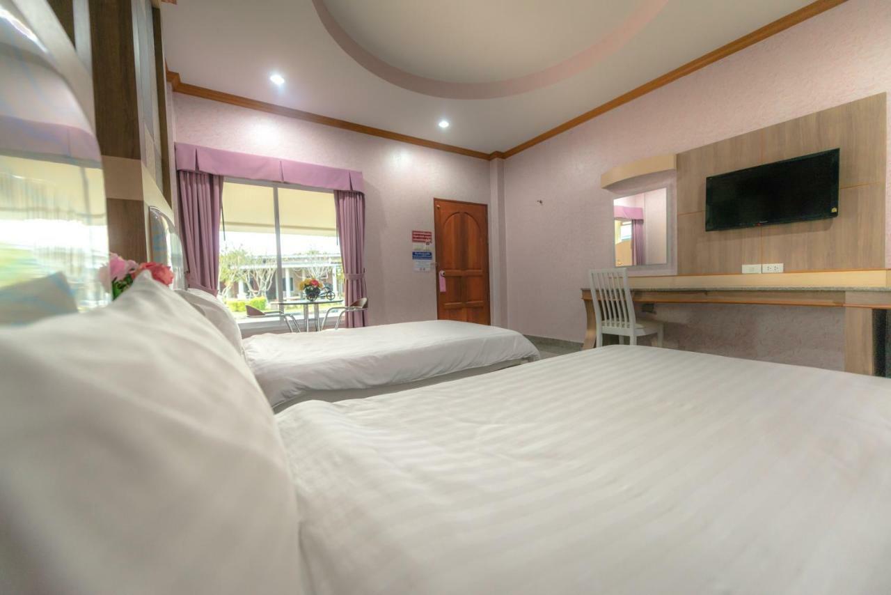Martina Hotel Сурин Екстериор снимка